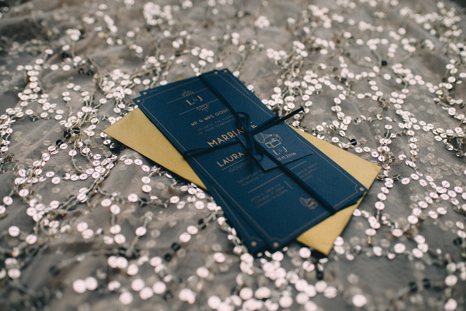 Margo Ryszczuk Photography - Its all about the glitter, sparkle and shine art deco inspired wedding shoot 8