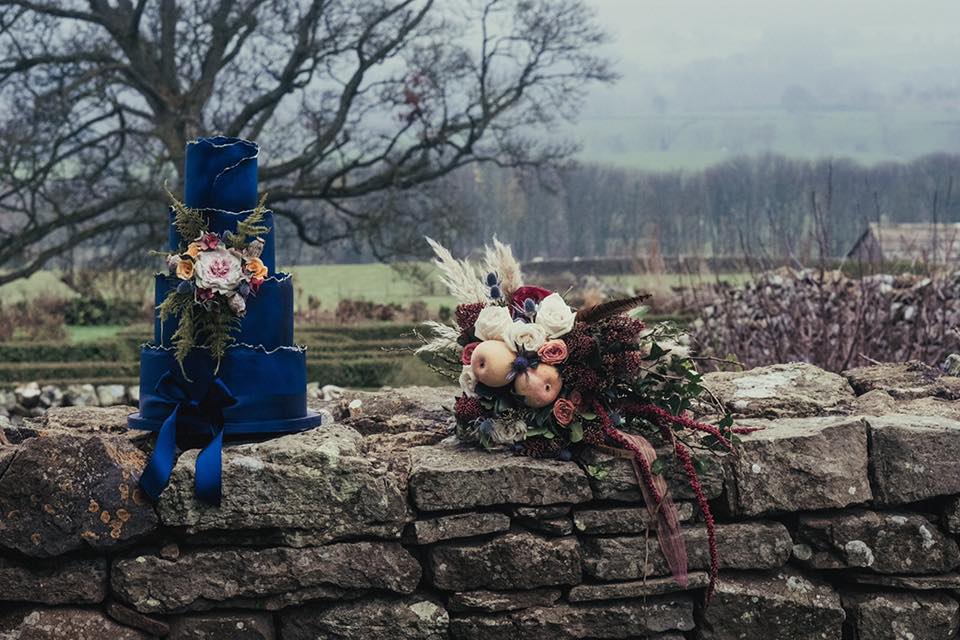 Kieran Paul Photography - Debbie Gillespie Cakes - Unconventional Wedding Colour of the year 2019