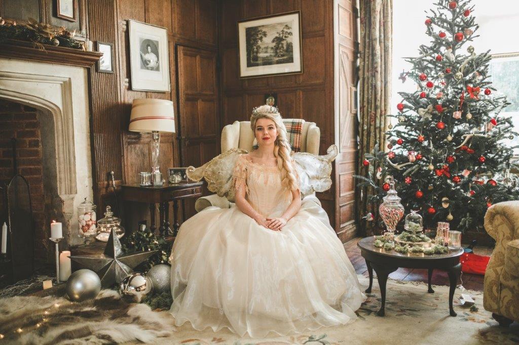 christmas wedding- victoria taylor- laura beresford photography- chair
