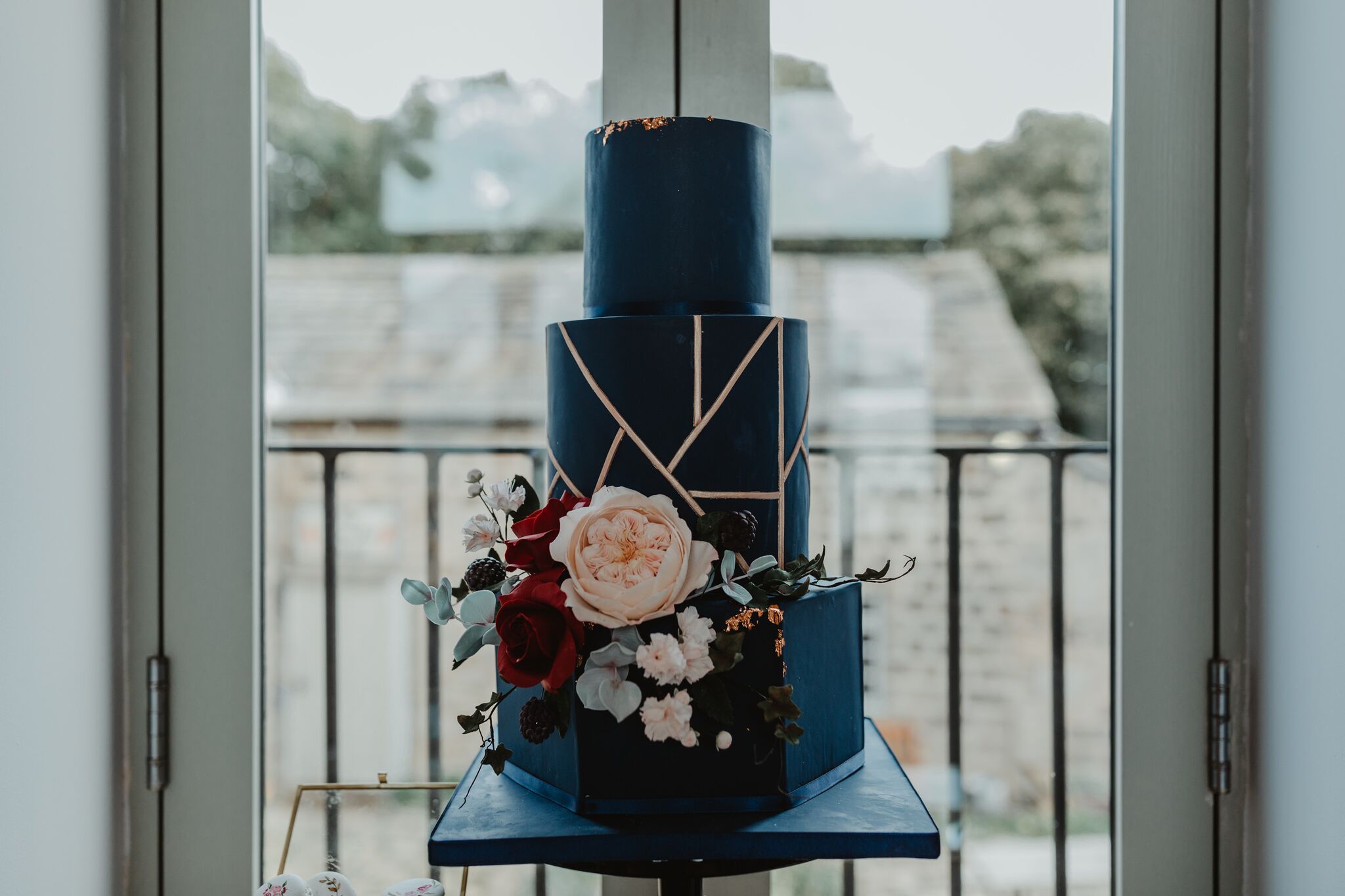 Where the Ribbon Ends - Alternative wedding cake - Creative wedding cake - quirky wedding cake -1