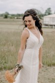 Honey Bee Bouquet, Hairvine & Necklace phto by EKR Pictures