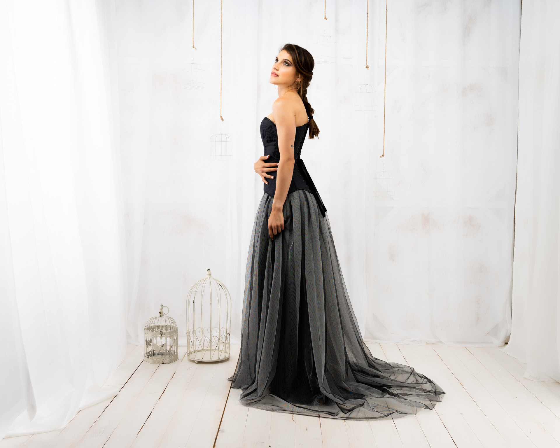 Haizea Arranz - alternative wedding dress- grey and black wedding dress with black corset for an alternative bride