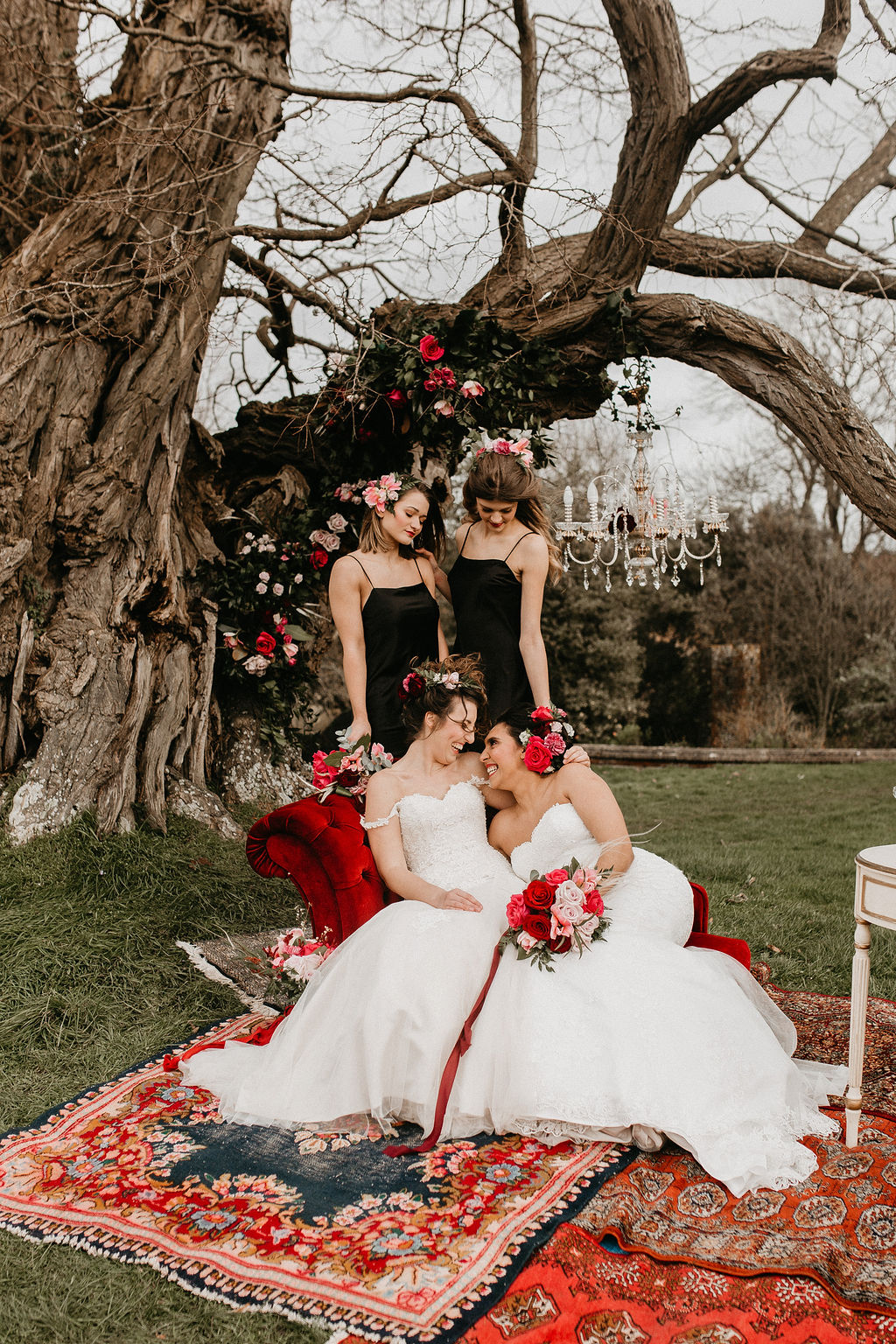 romantic woodland wedding - whimsical wedding- shakespeare wedding- unconventional wedding- romantic wedding photos