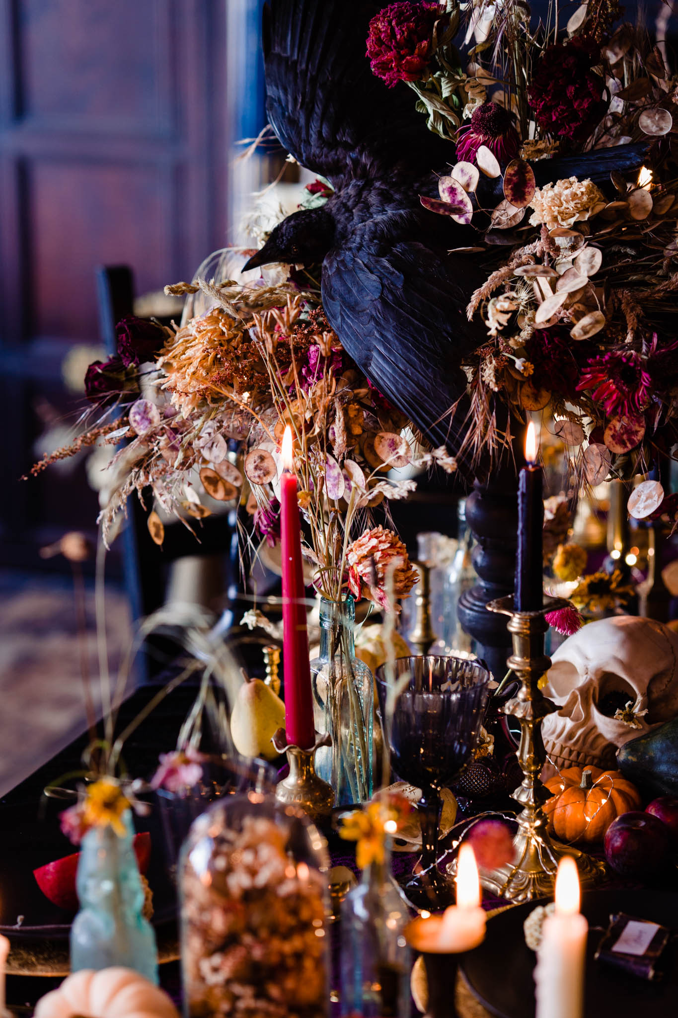 eclectic wedding decor with taxidermy crow - elegant gothic wedding - gothic wedding - halloween wedding - autumn wedding -