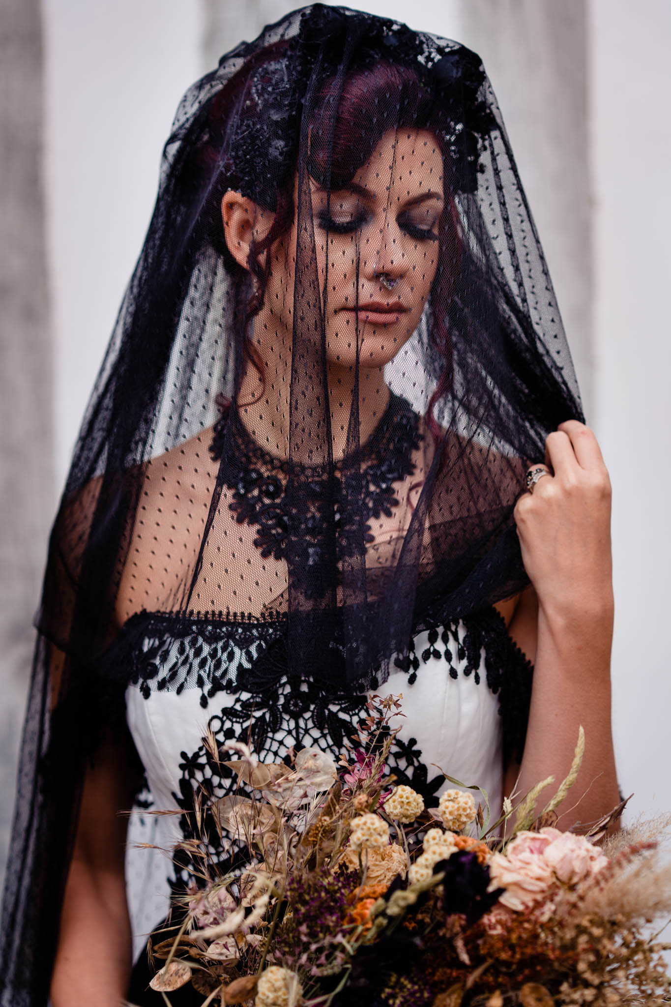 black bridal veil - black veil - black wedding dress - alternative wedding dress - elegant gothic wedding