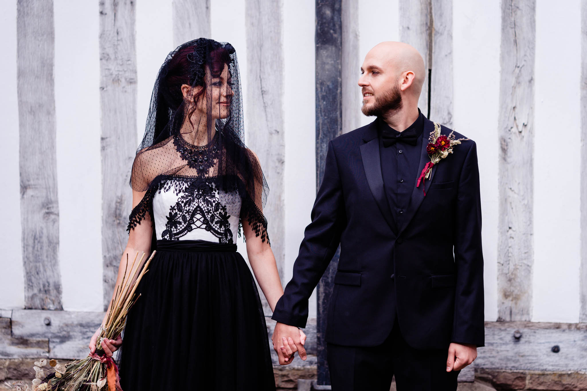 black bridal veil - gothic wedding dress -elegant gothic wedding - gothic wedding - alternative wedding