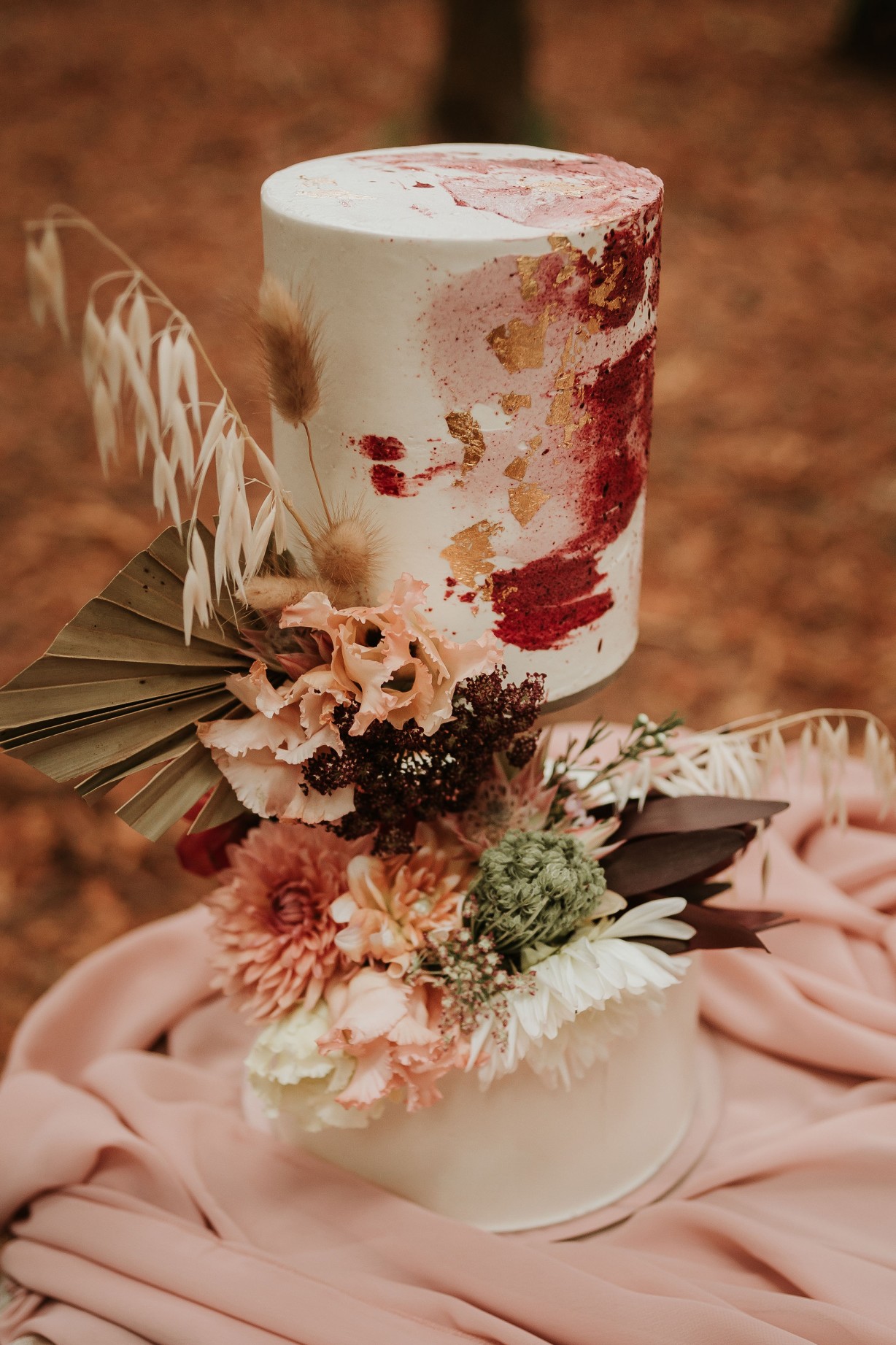 artistic wedding cake -alternative wedding cake - unique wedding cake - watercolour wedding cake - wedding cake art