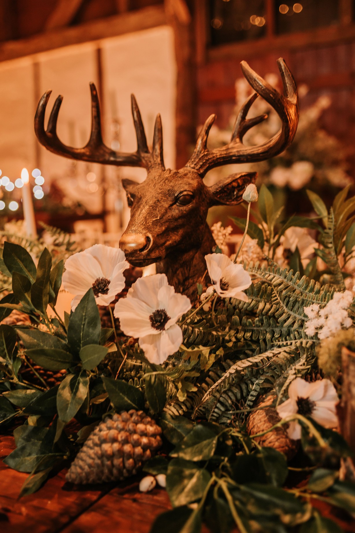 winter wedding decor - reindeer wedding decoration