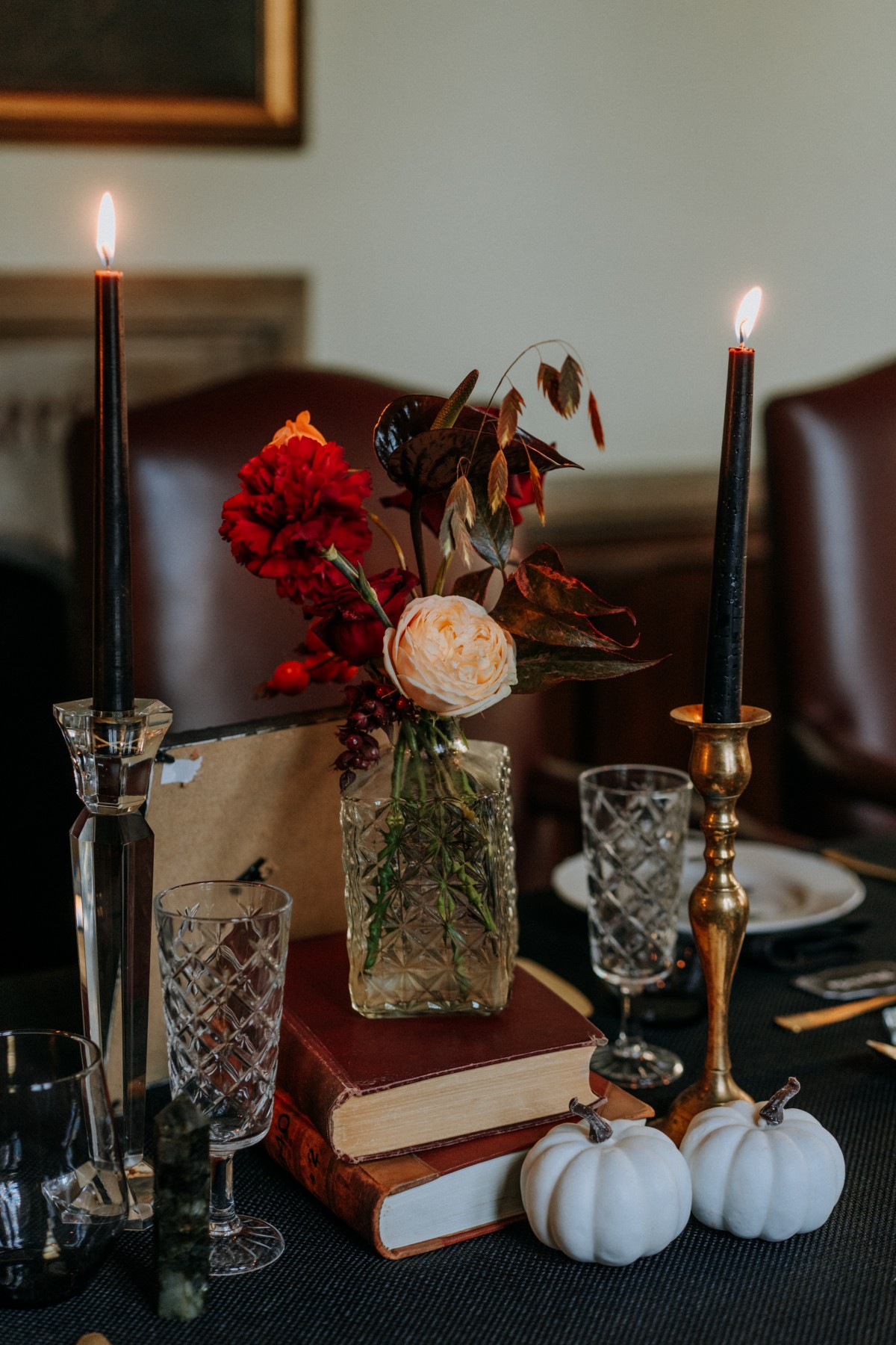 autumn wedding table decor - october wedding table decor