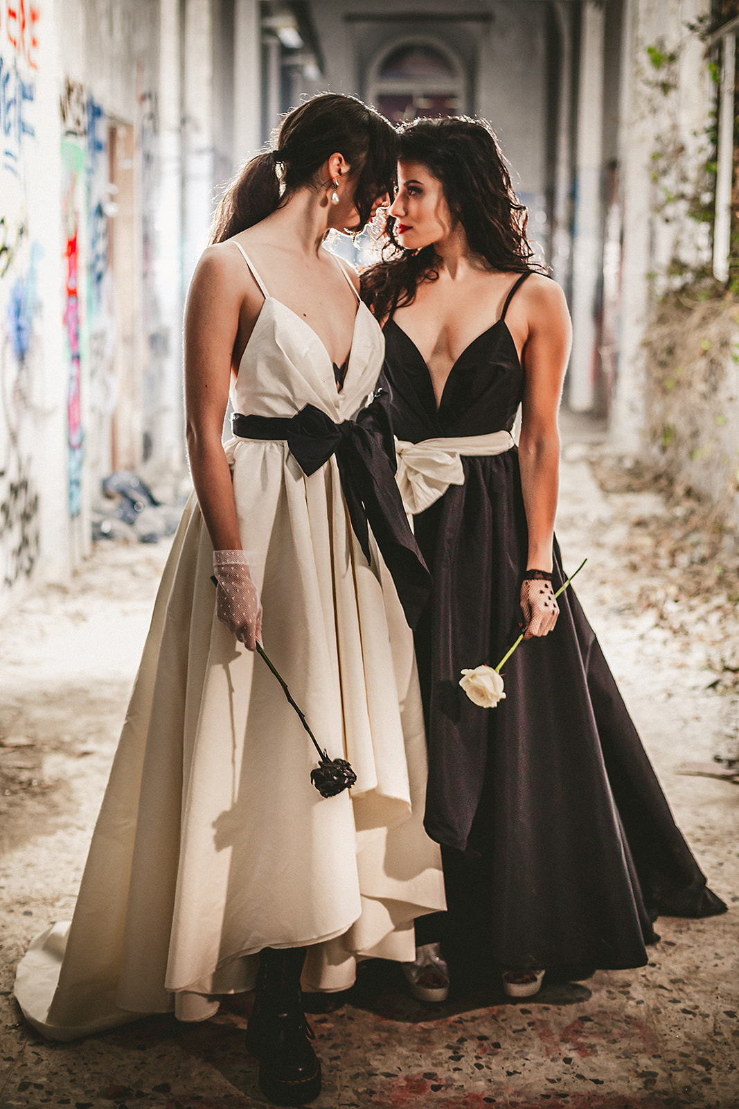 halloween wedding - gothic wedding - black and white wedding dresses