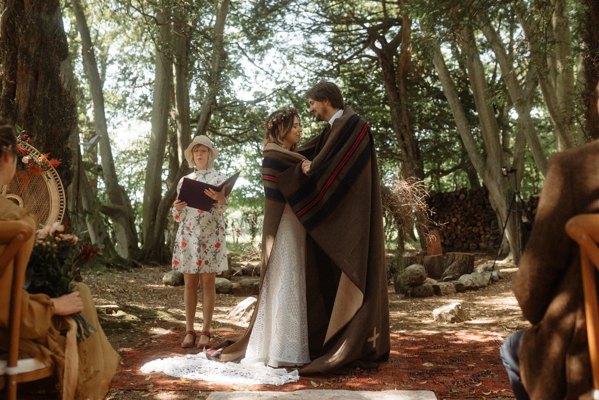 native american wedding traditions - native american blanket ceremony - woodland wedding ceremony - celebrant wedding ceremony