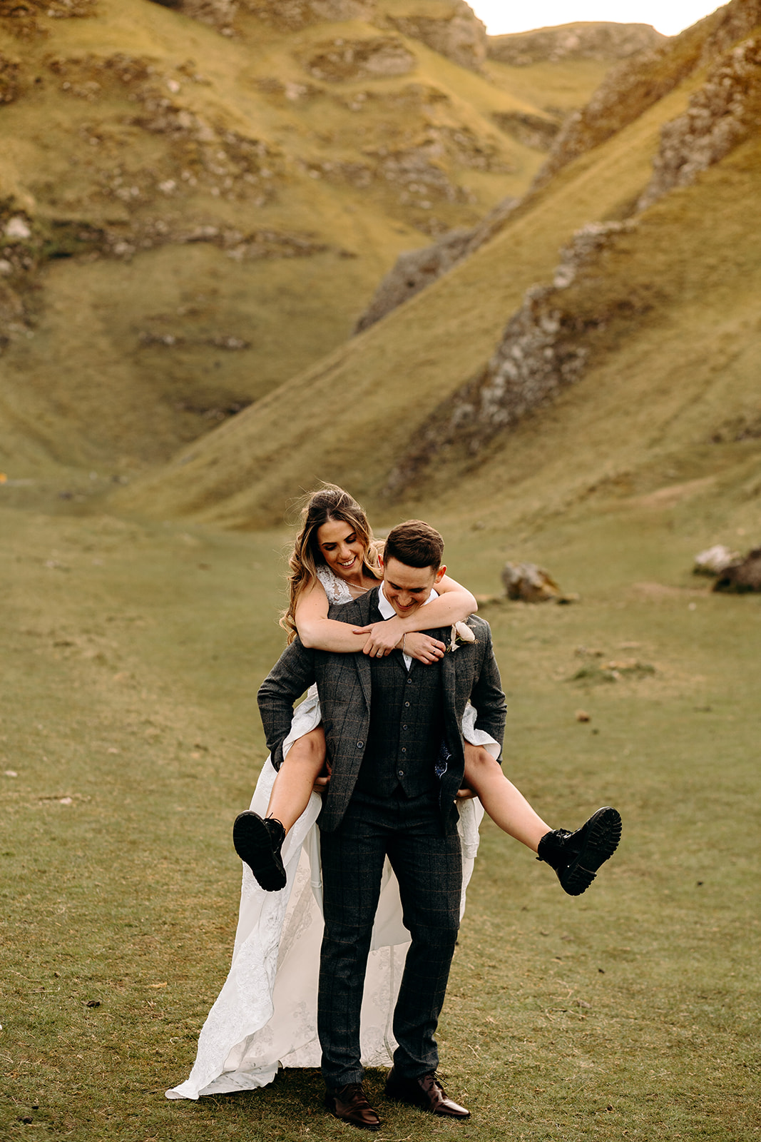 peak district wedding - wild elopement - outdoor wedding ideas - unconventional wedding - countryside elopement
