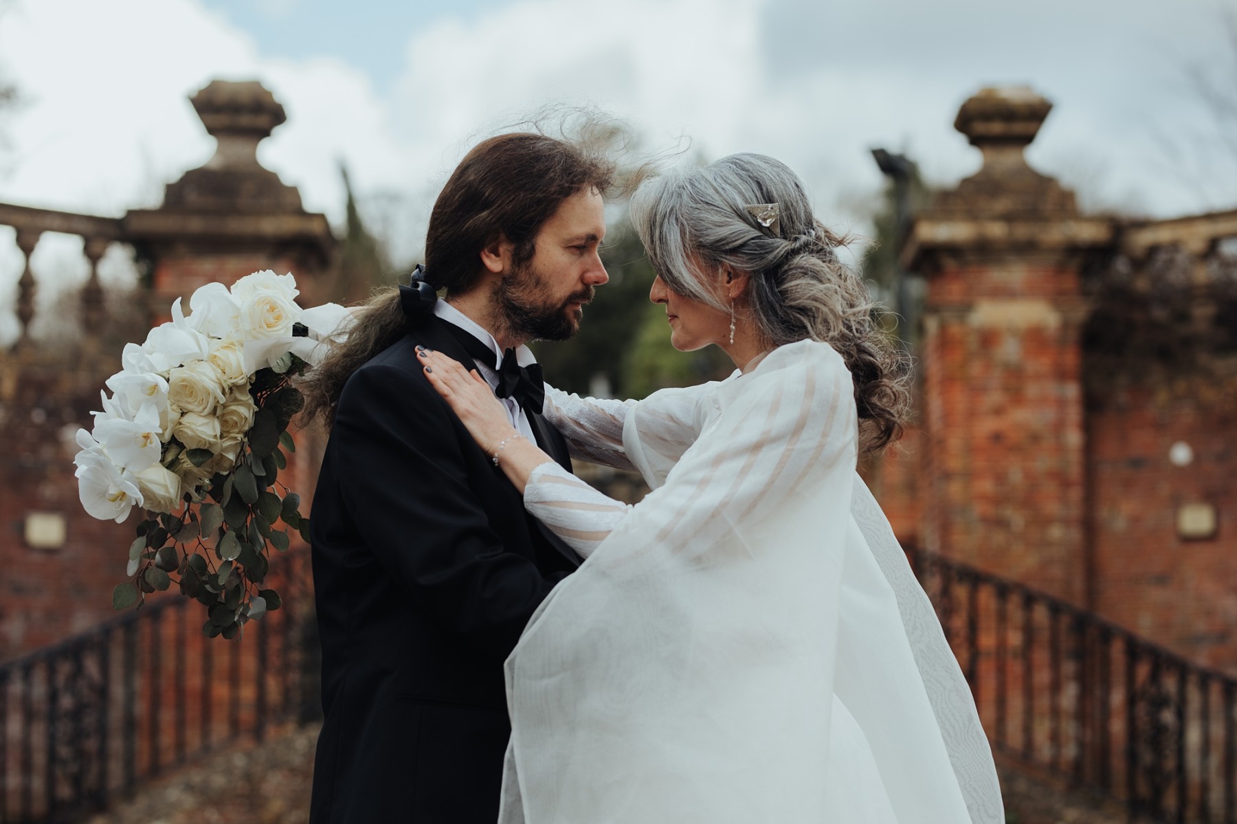 elegant wedding photos - regal wedding inspiration - unique white wedding