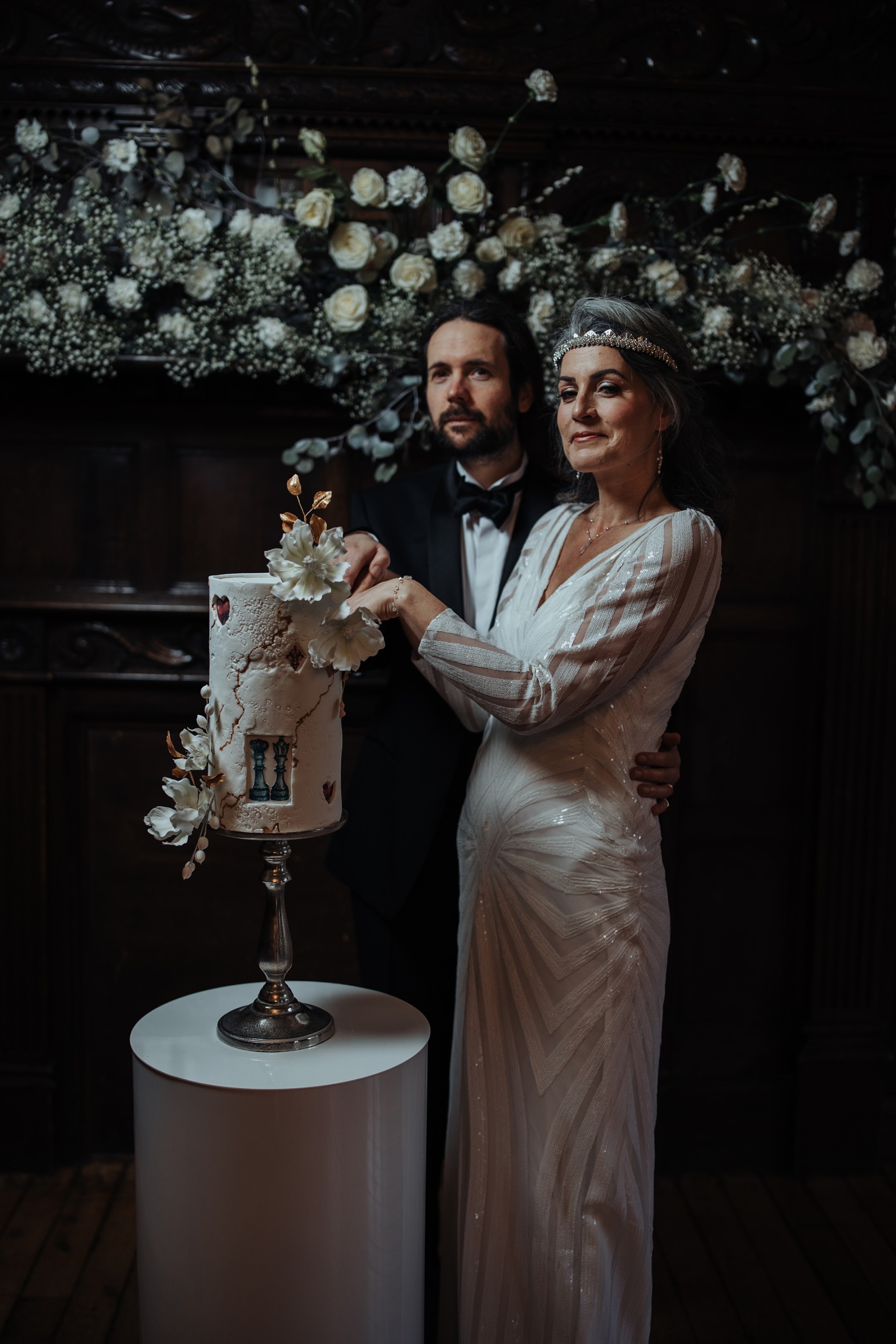 regal wedding inspiration - art deco wedding dress - elegant wedding photos