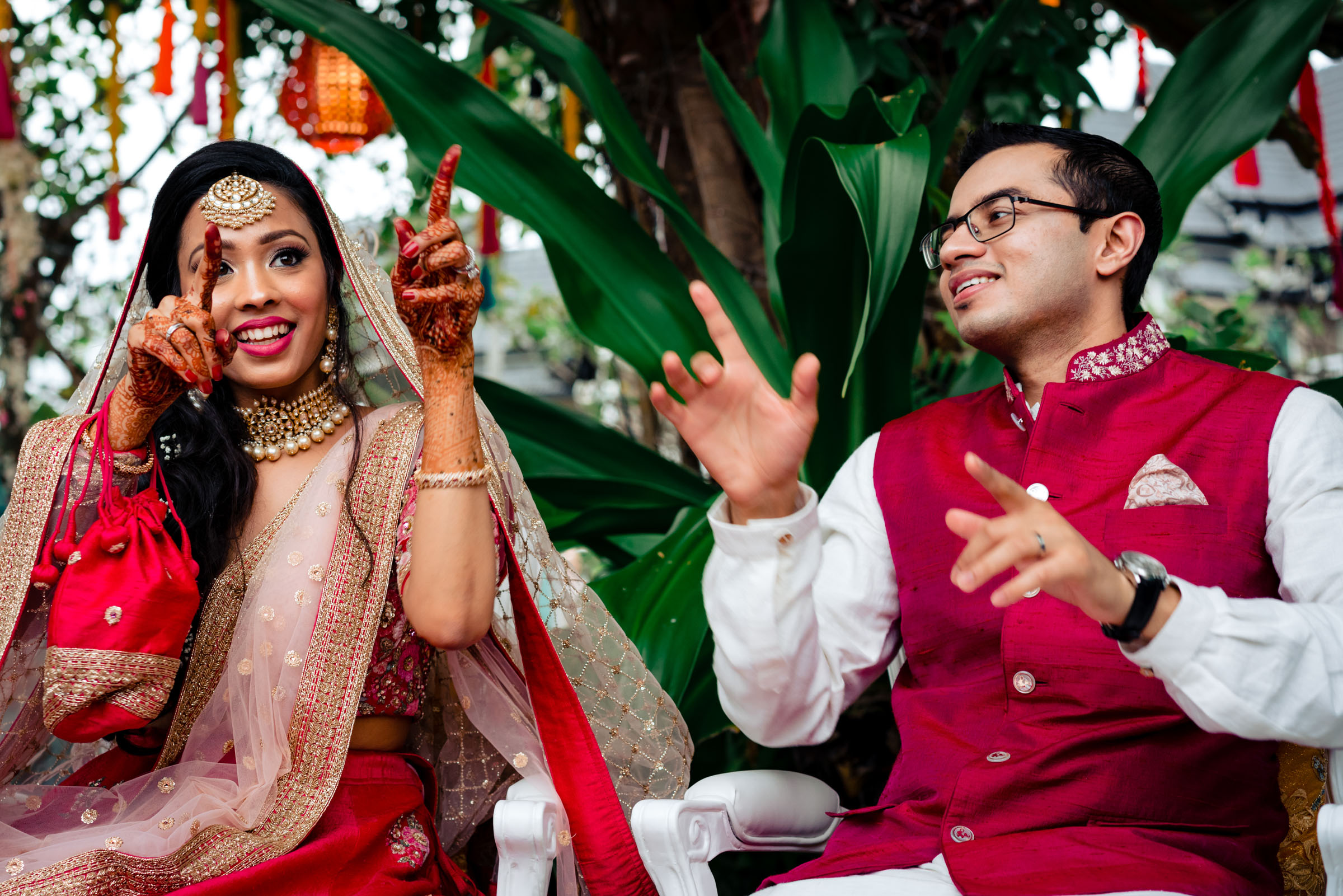 bride and groom dancing in their wedding ceremony in thailand