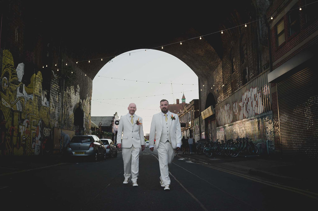 surprise wedding day in birmingham - city wedding photos in Birmingham