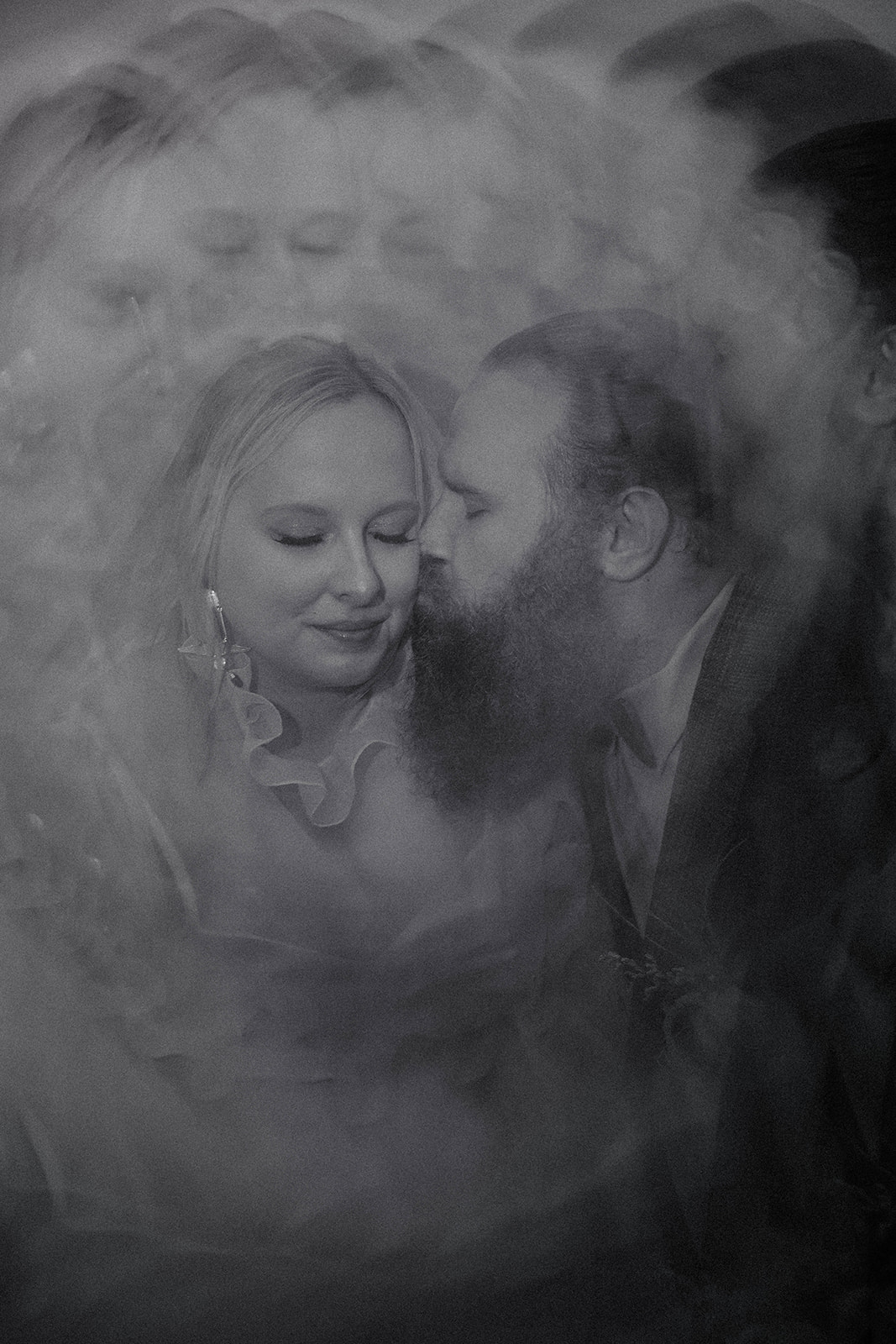 creative black and white wedding photography