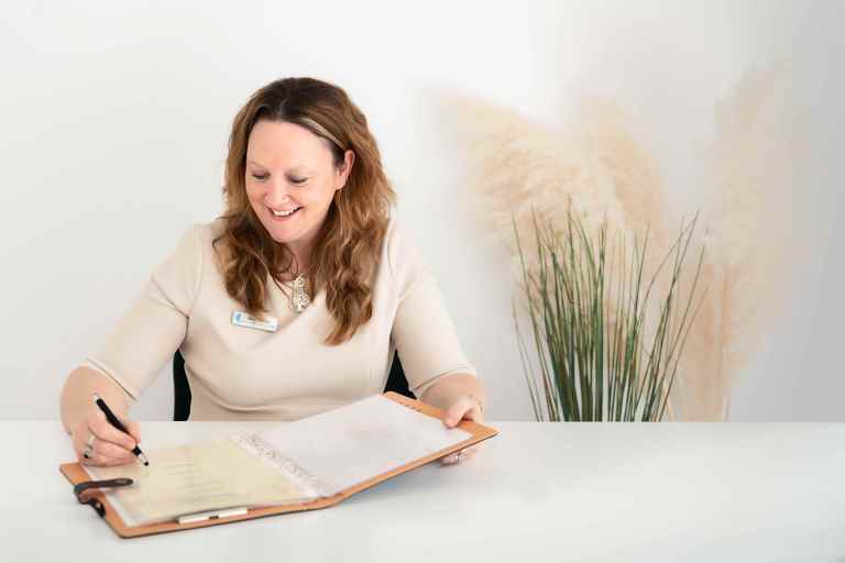 Sarah Barnes, taken by Helen Rowan (2)