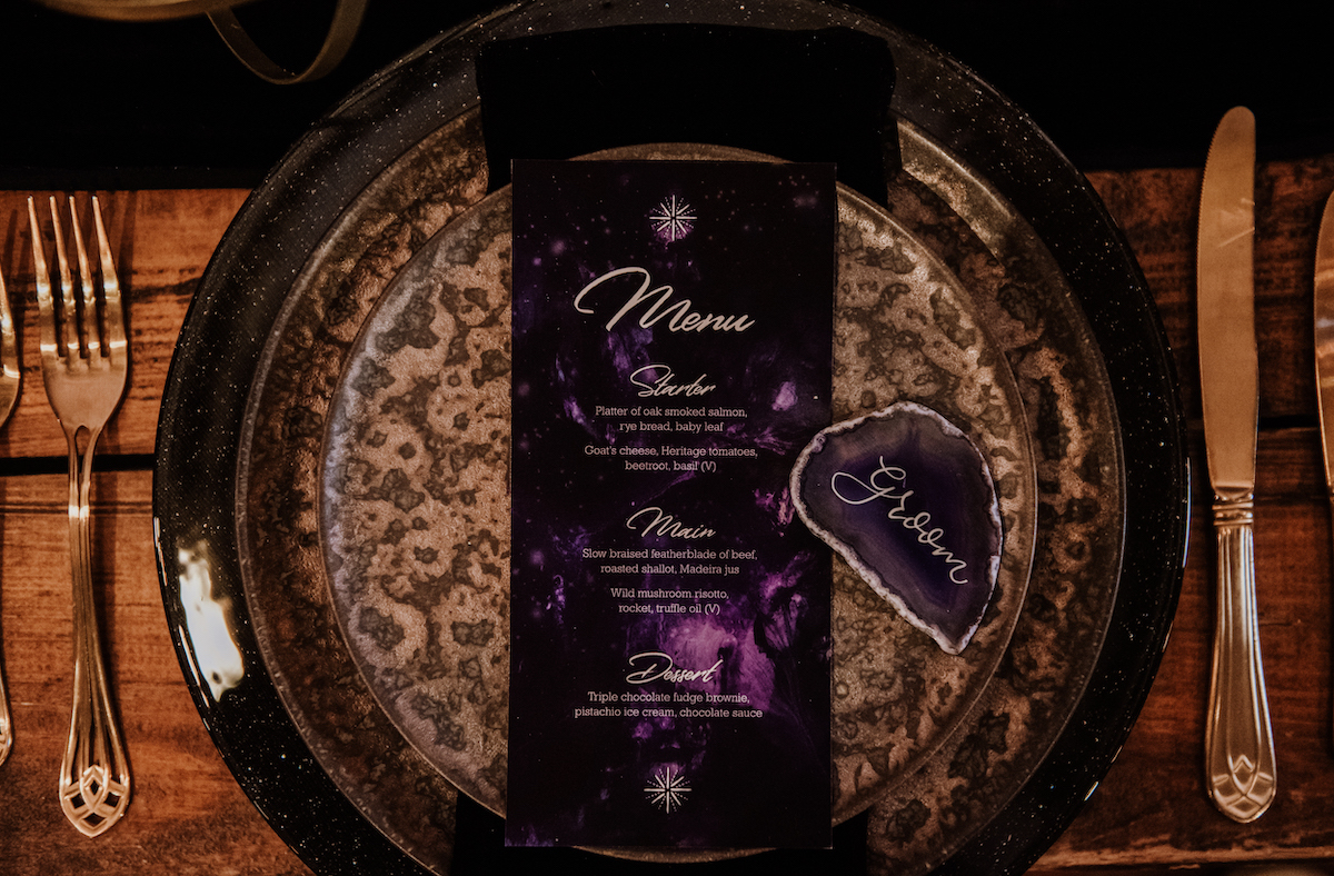 Personalised agate slice place setting with menu card