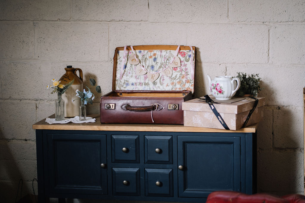 vintage suitcase for wedding cards